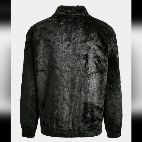 NEW! Soft fuzzy black jacket size small - Picture 4 of 5